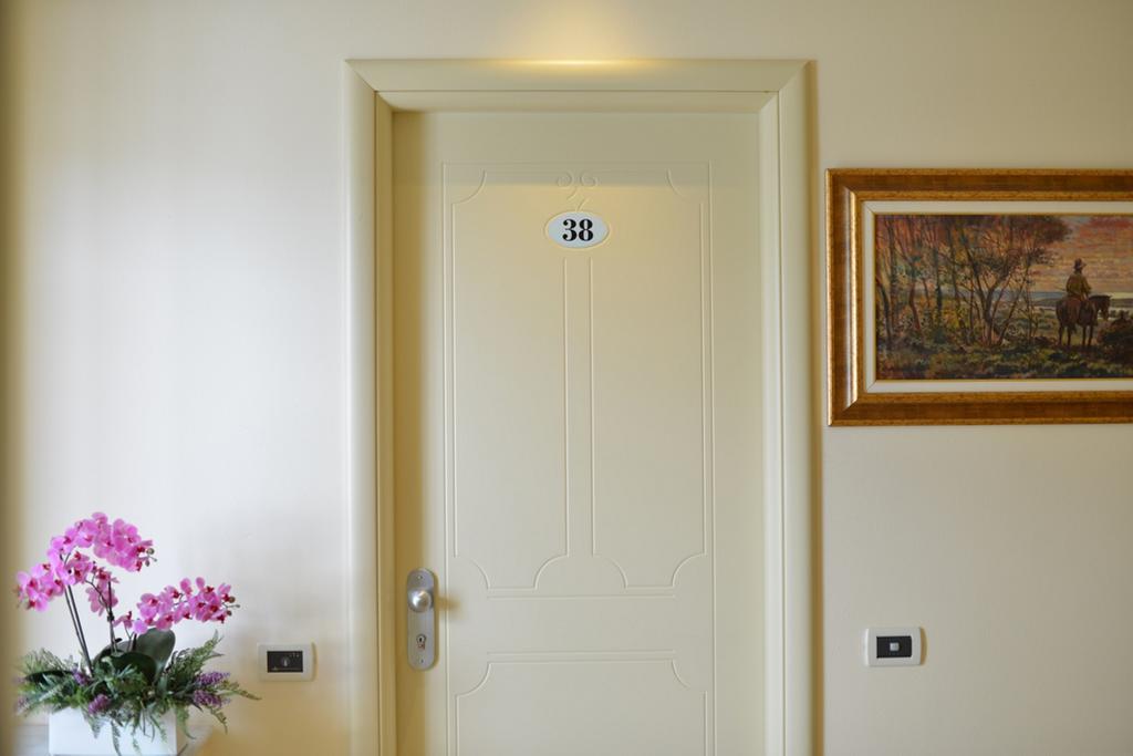 Hotel Rosignano Rosignano Solvay Esterno foto